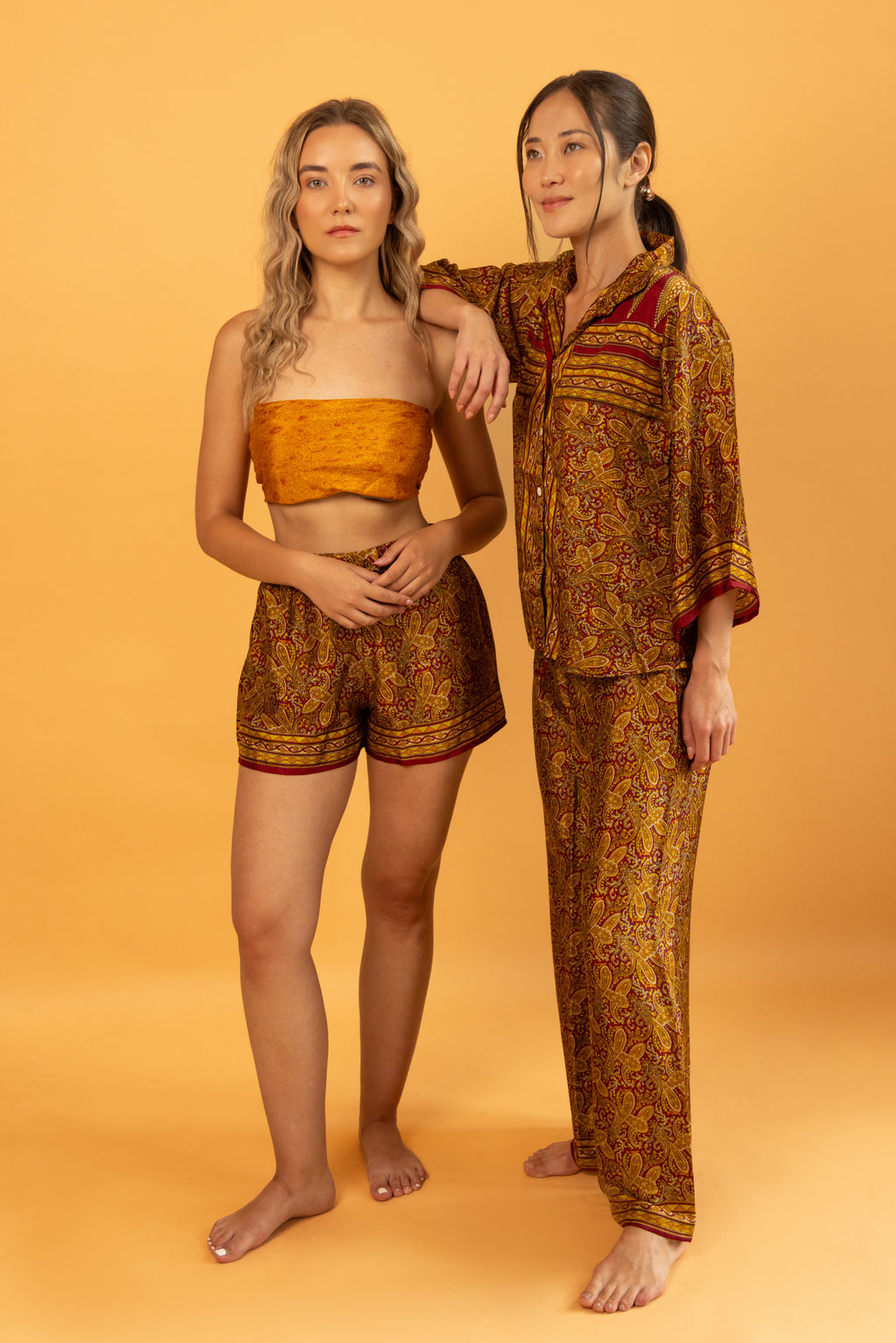 Mirissa Silk Shorts Golden Bordeaux Paisley