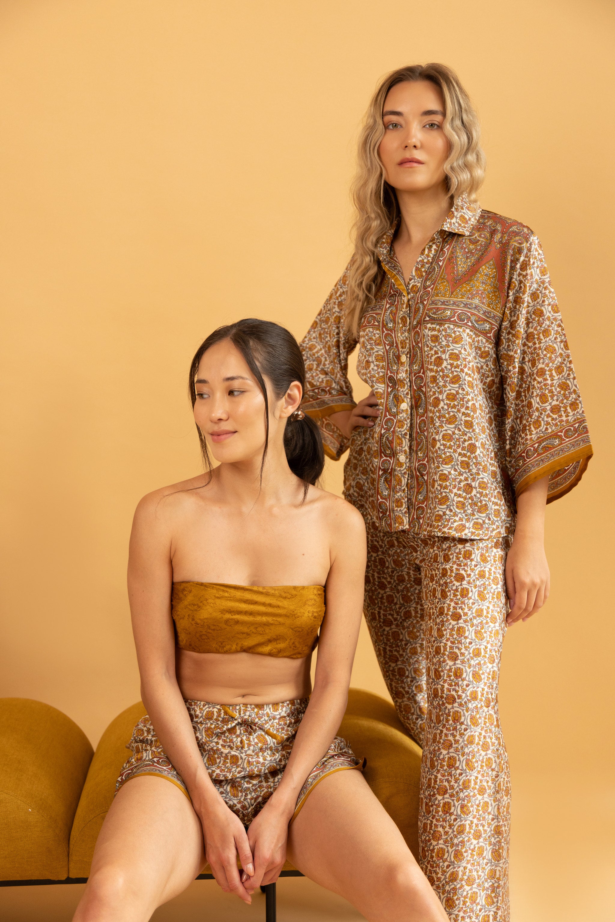 Athen Silk Pants Golden Majestic Flowers